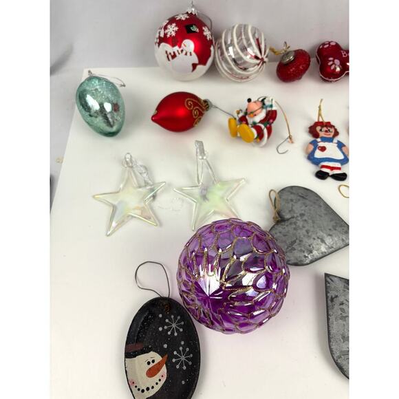 Lot of 22 Holiday Ornaments Christmas Stars Sphere Santa Metal Bundle - Picture 2 of 15